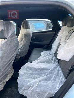 بی وای دی Qin Plus